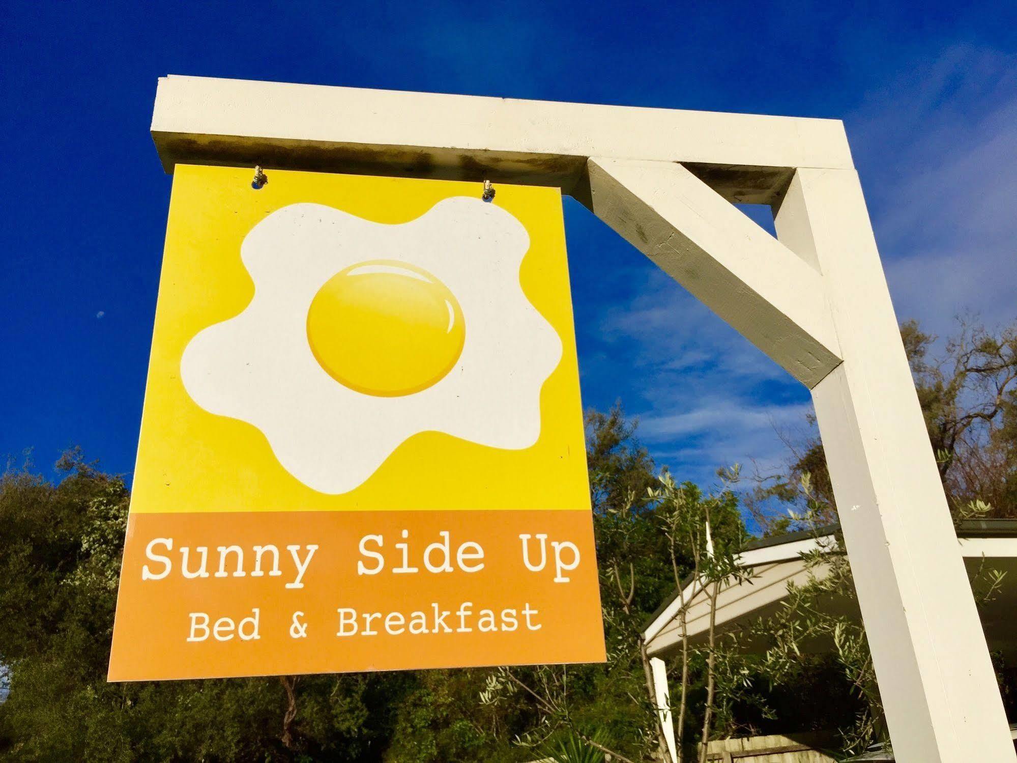 Sunny Side Up B&B Rye Bagian luar foto
